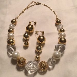 White & Gold Bead Necklace